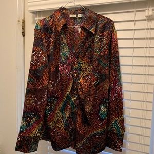 Ladies NEW long sleeve blouse!